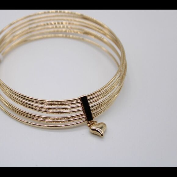 14K Gold Slip-on Set of 7 Textured Bangles - Picture 12 of 12